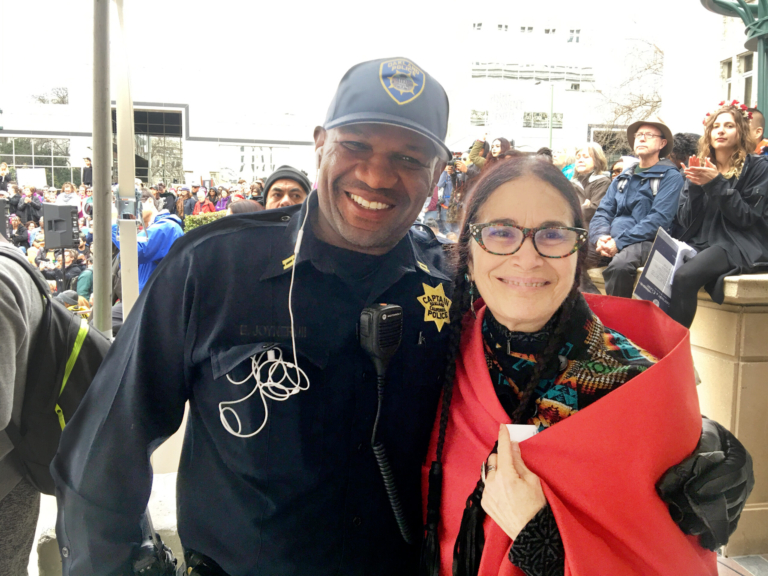 jan-2017-oakland-womens-march-with-policeman